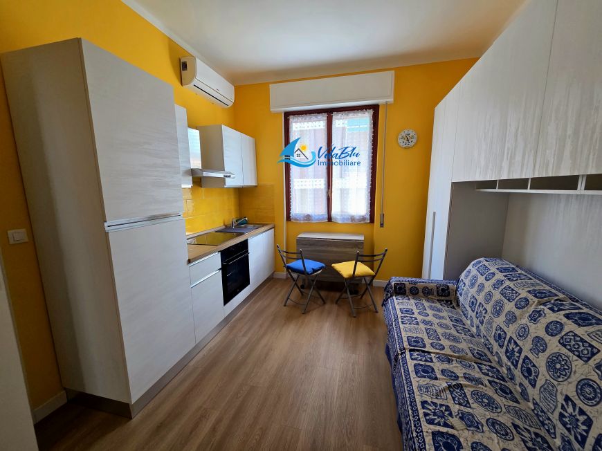 LA CASA DEL SOLE | San Bartolomeo al Mare (IM) - Monolocale