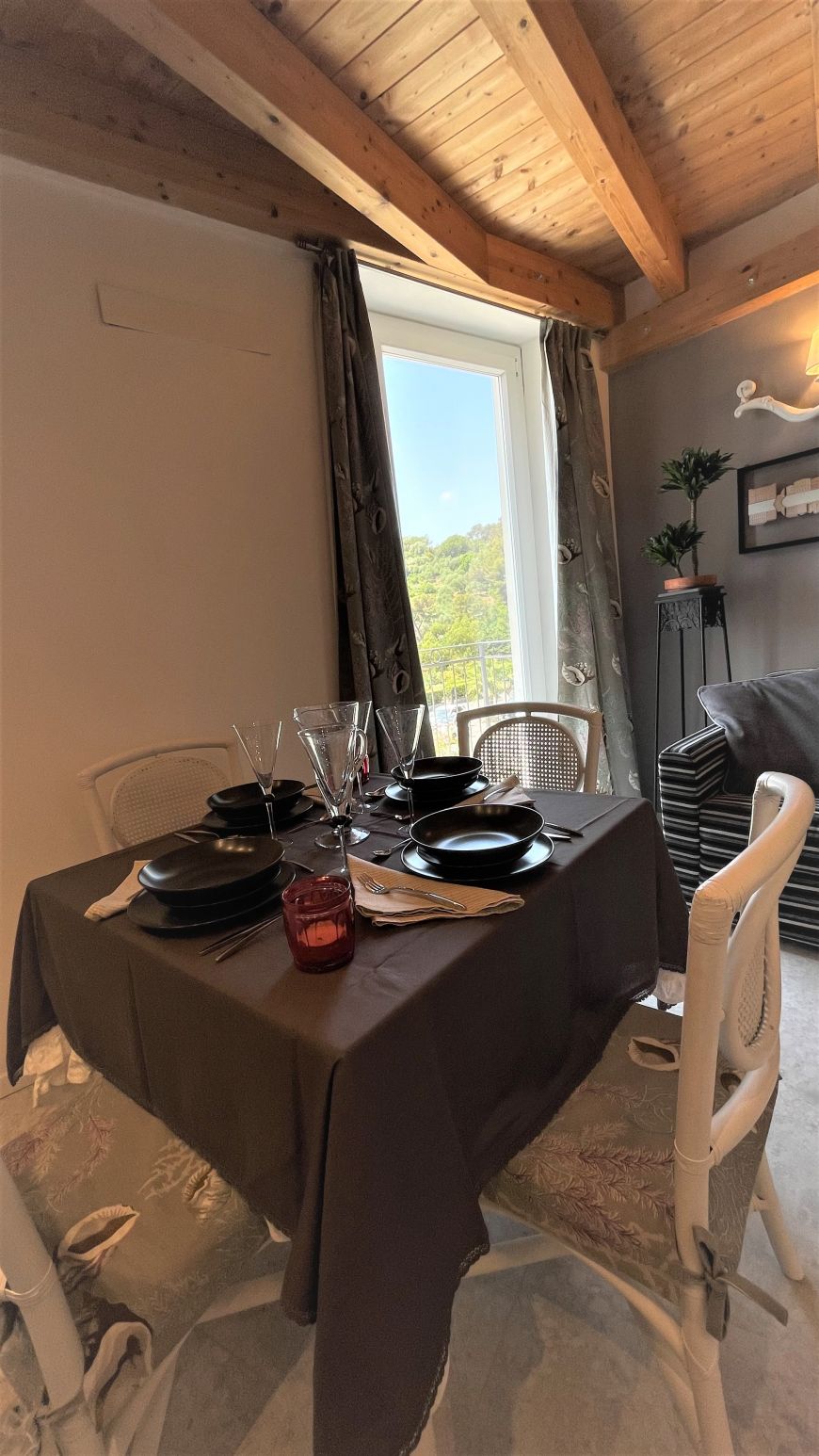 All'ombra del Carrubo | San Bartolomeo al Mare (IM) - Three bedroom apartment