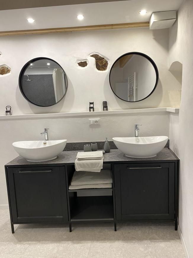 All'ombra del Carrubo | San Bartolomeo al Mare (IM) - Three bedroom apartment