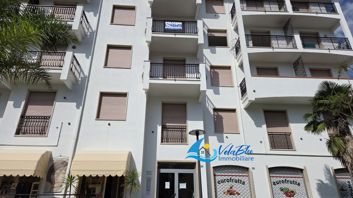 IL MARE DIETRO L'ANGOLO | San Bartolomeo al Mare (IM) - Three bedroom apartment