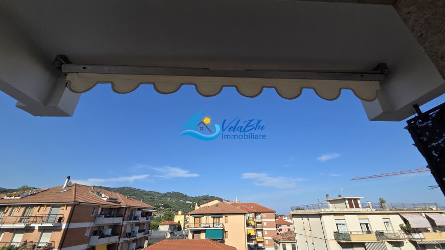 IL MARE DIETRO L'ANGOLO | San Bartolomeo al Mare (IM) - Three bedroom apartment