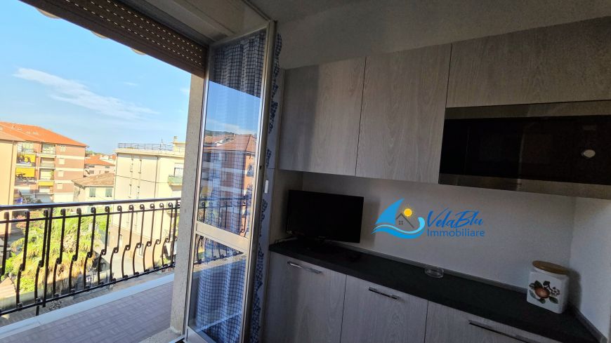 IL MARE DIETRO L'ANGOLO | San Bartolomeo al Mare (IM) - Three bedroom apartment