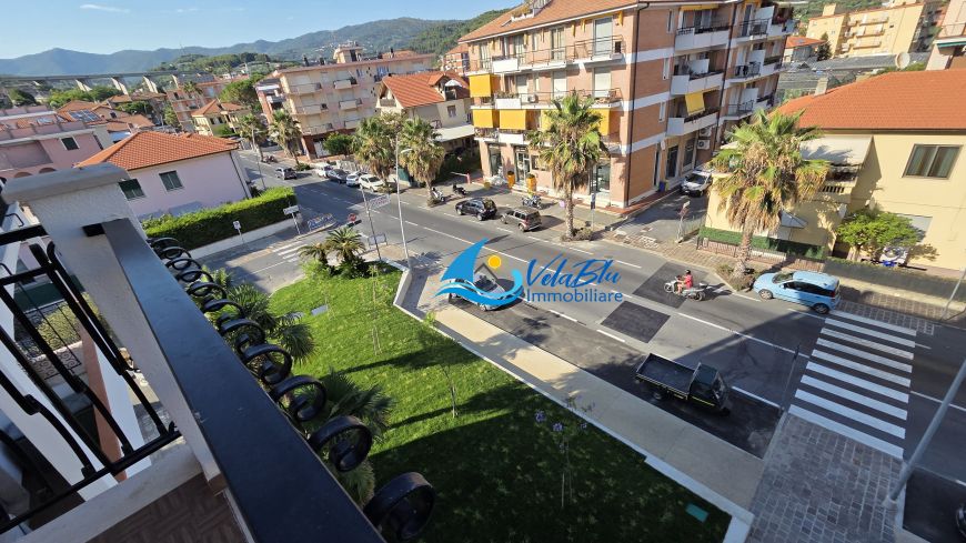 IL MARE DIETRO L'ANGOLO | San Bartolomeo al Mare (IM) - Three bedroom apartment