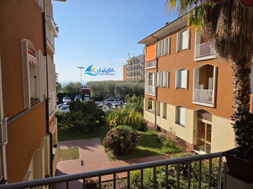 UN TUFFO NEL BLU | Diano Marina (IM) - Bilocale